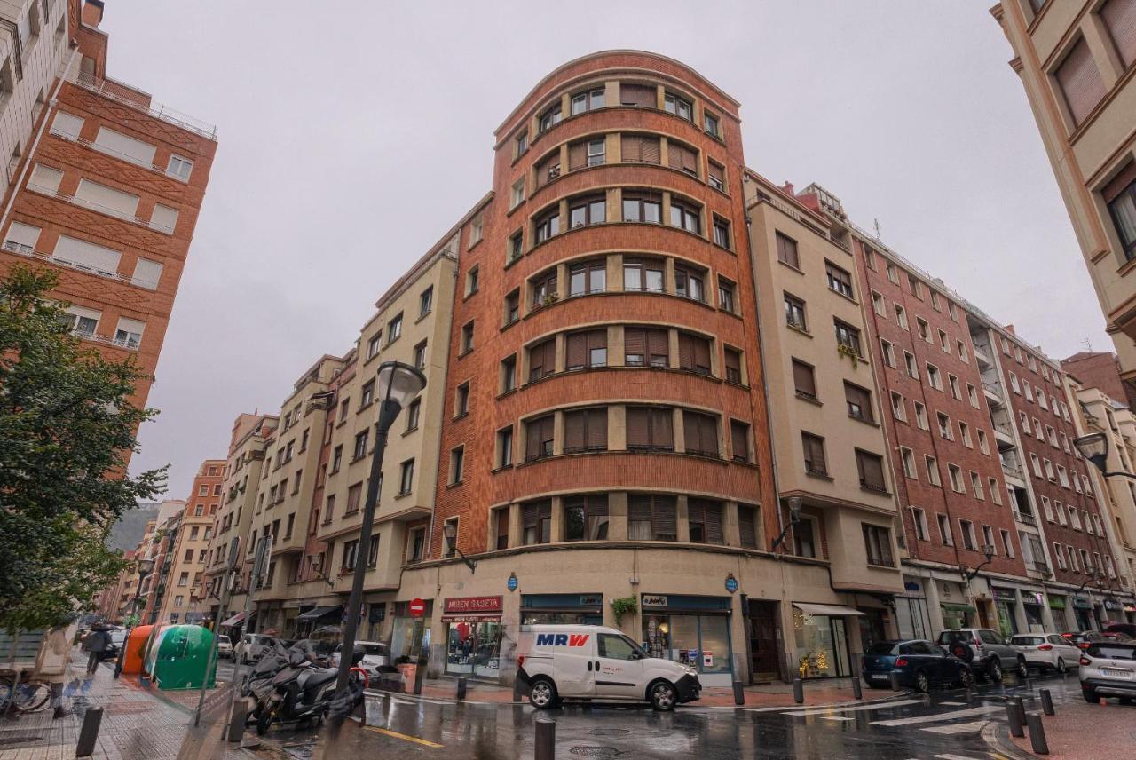Encanto Y Confort En Calle Epalza - Tu Familia En El Corazon De Bilbao Exteriör bild